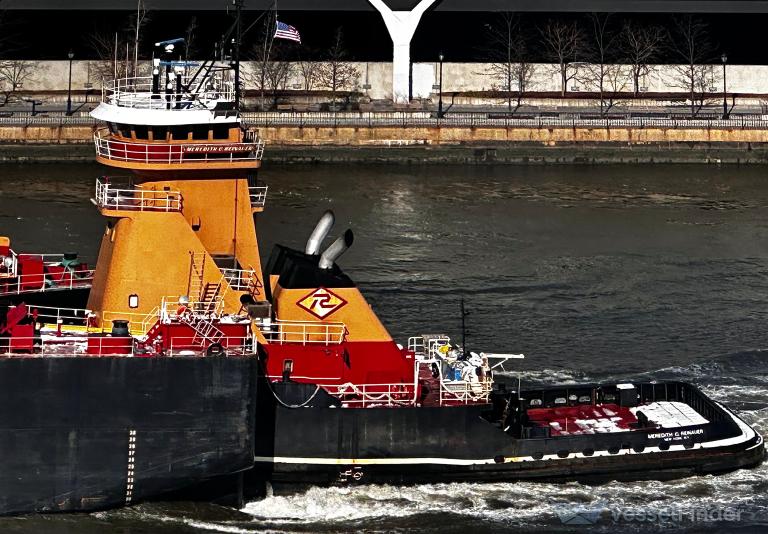 MEREDITH C REINAUER photo