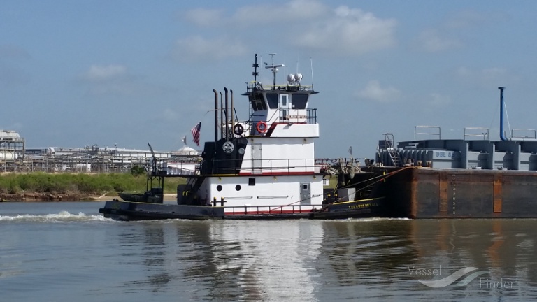 T CLAUDE DEVALL photo