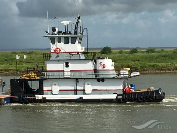 MAGGIE RAE, Tug - Details and current position - MMSI 367028750 ...