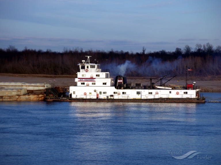 CAPT DAN THOMAS photo