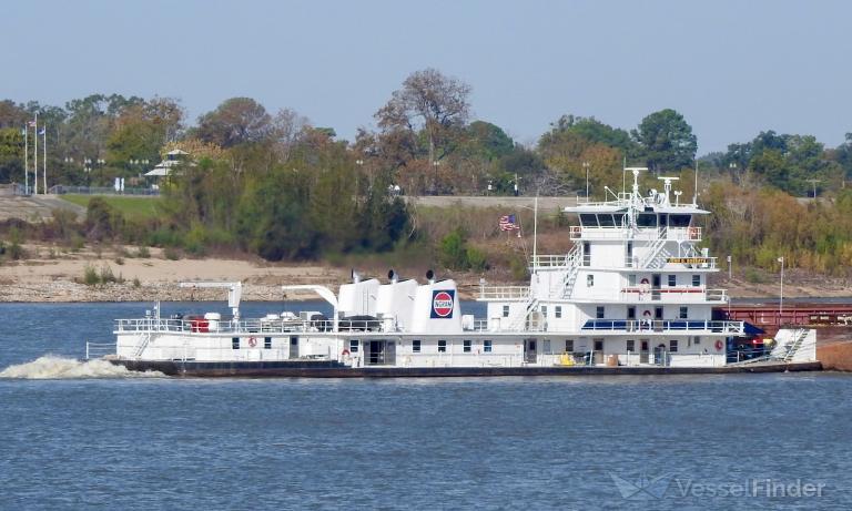 JOHN D. ROBERTS photo