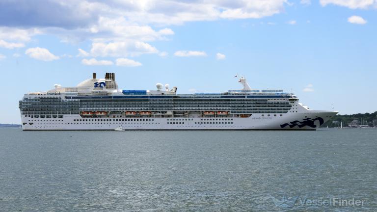 island-princess-passenger-ship-details-and-current-position-mmsi