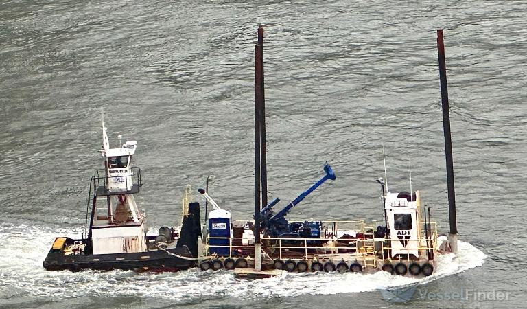 ship photo