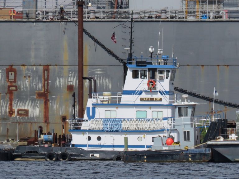 CAPTAIN TOM, Tug - Details and current position - MMSI 367373660 ...