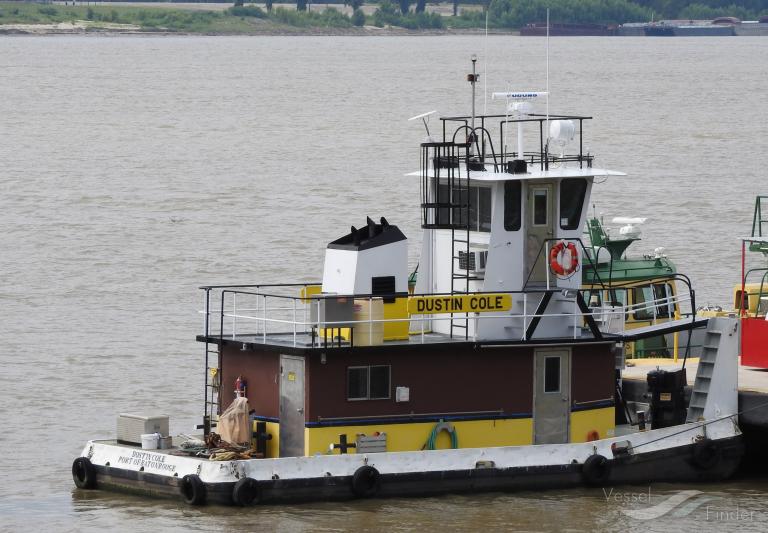 Percy jr other type details and current position mmsi 367441490
