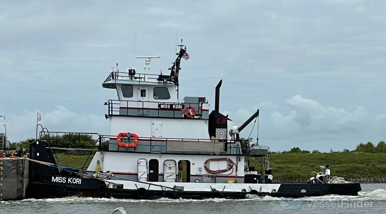 ship photo
