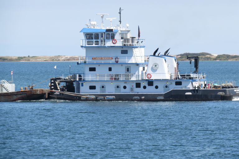 ship photo