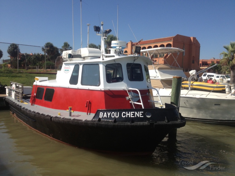 BAYOU CHENE, Dredging or UW ops - Details and current position - MMSI