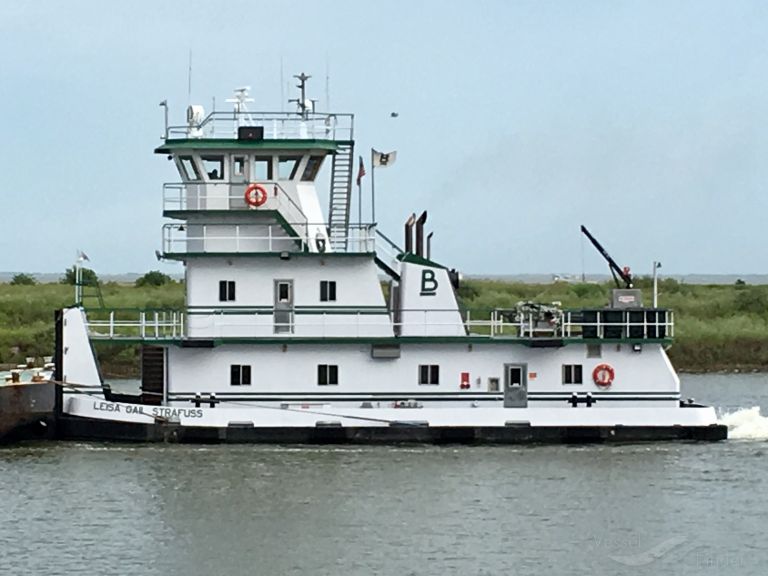 ship photo
