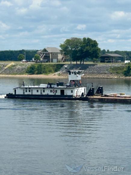 RICHARD E. HAMM photo