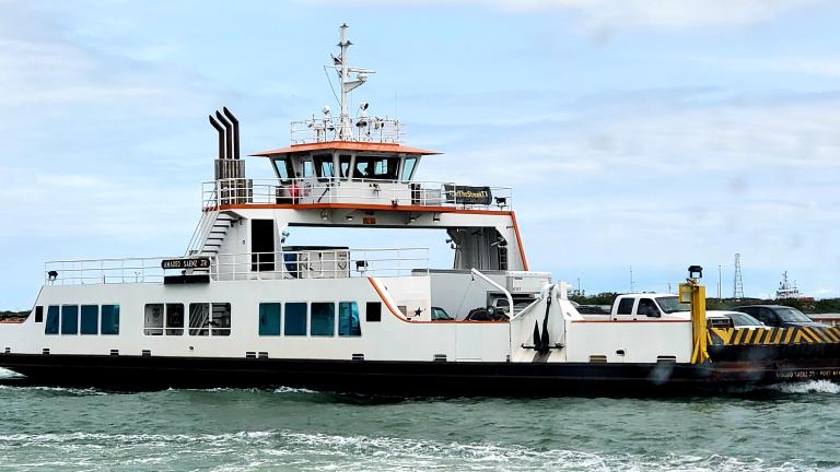 AMADEO SAENZ JR photo