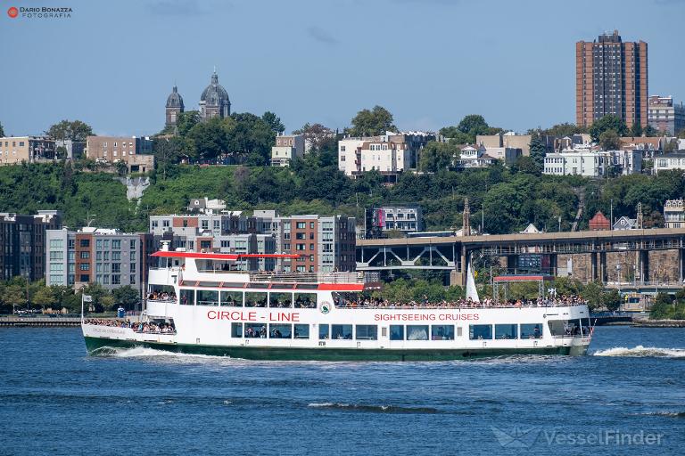 CIRCLE LINE STATEN I photo
