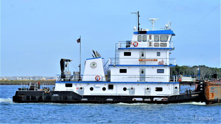 ship photo