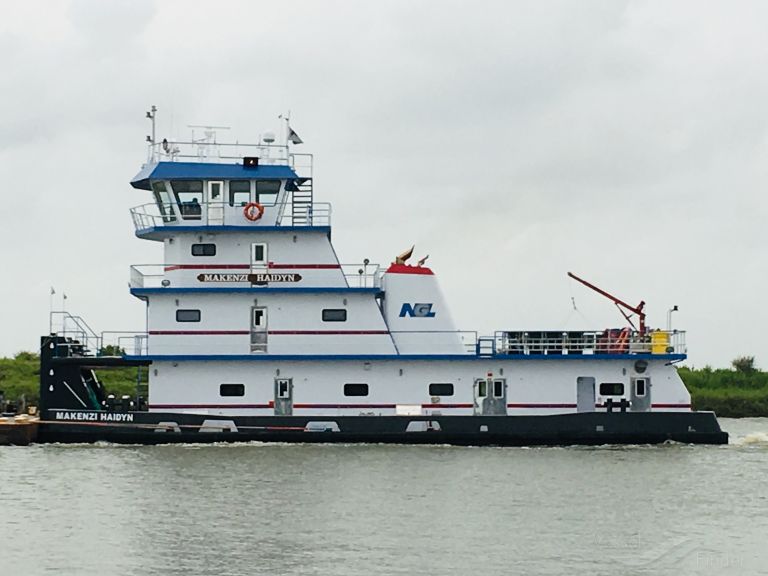 ship photo