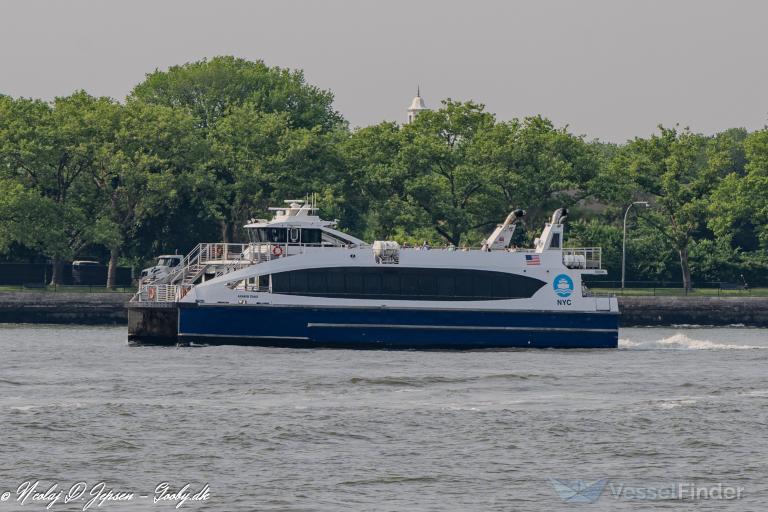 ship photo