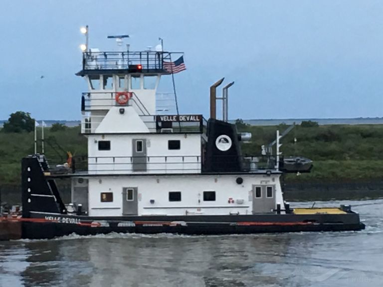 ship photo
