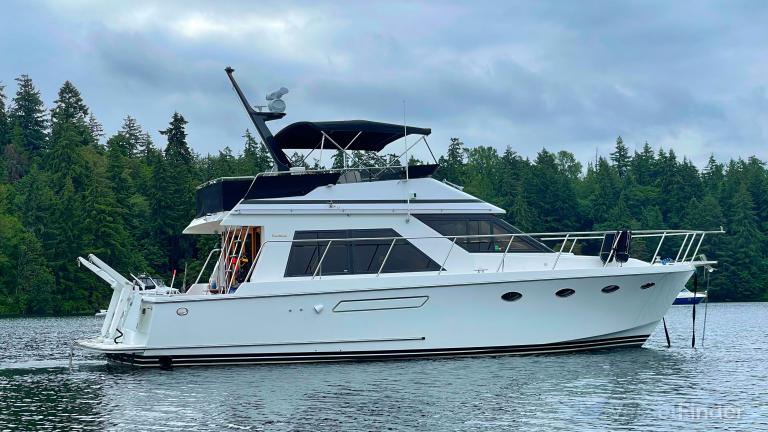 HALLOW DECK photo