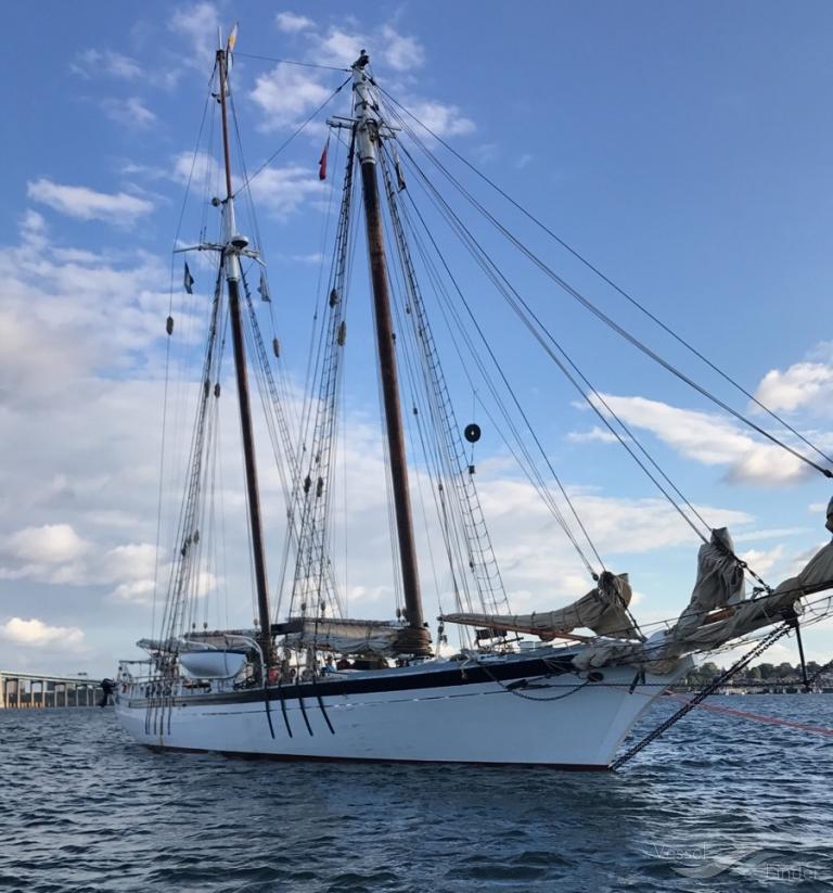 ship photo