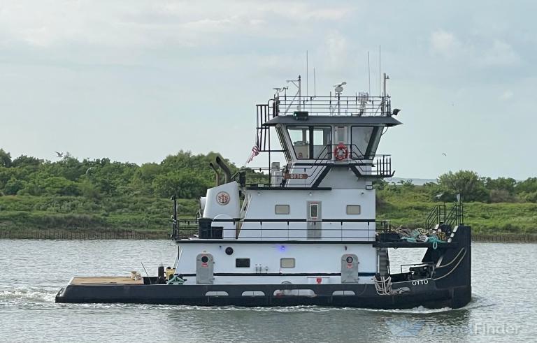 ship photo