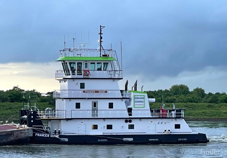 ship photo