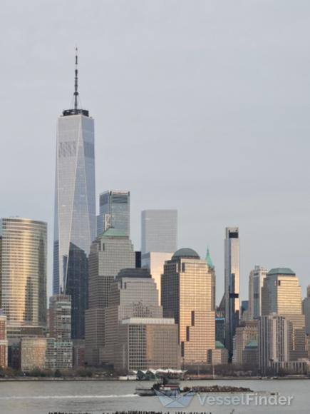 ERIN ELIZABETH photo