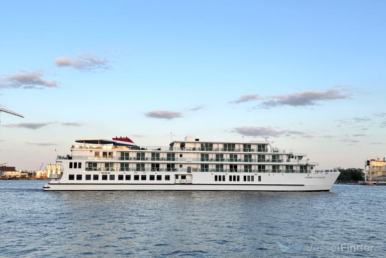 AMERICAN LEGEND photo