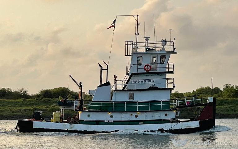 LAUREN W SETTOON photo