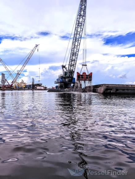 ship photo