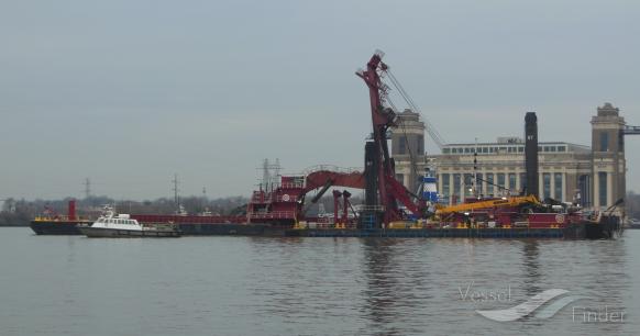 DREDGE NEW YORK photo