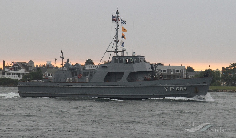 YP 688 photo