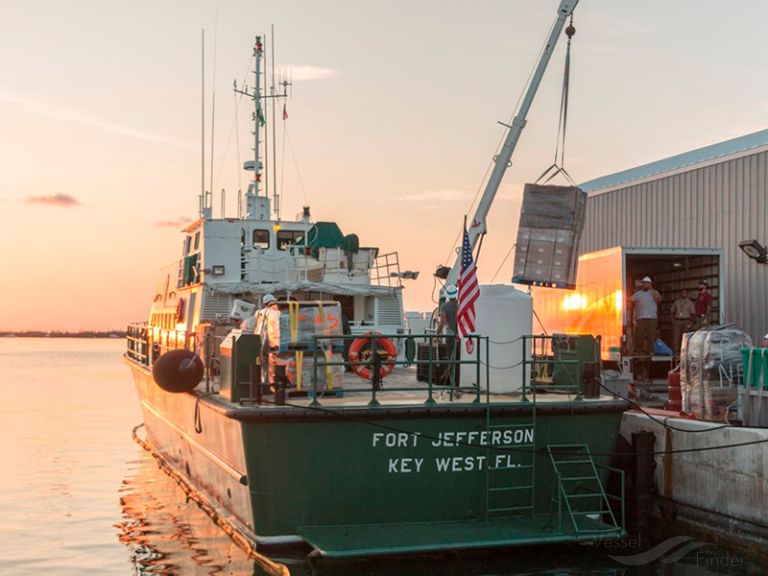 MV FORT JEFFERSON photo