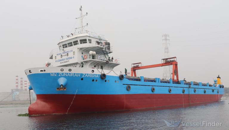 ZUNAIRAH ZARISHA-4 photo