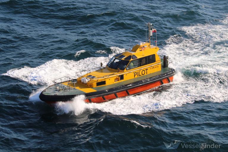 ship photo