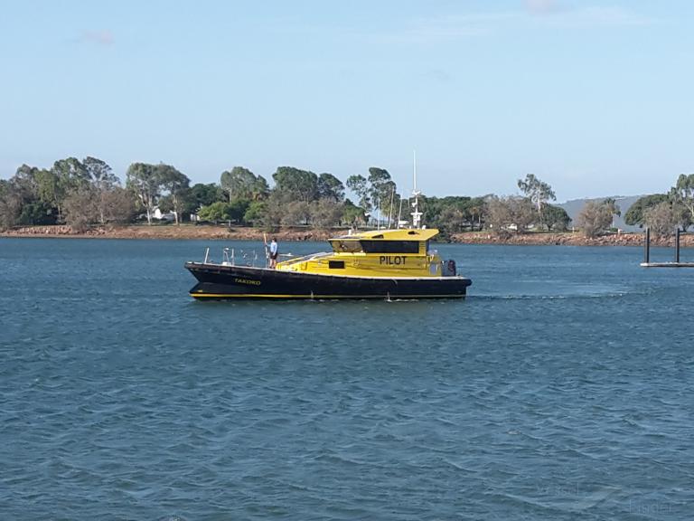PILOT VESSEL TAKOKO photo
