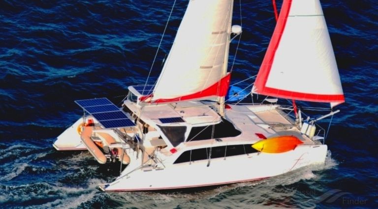 FLYING COLOURS photo