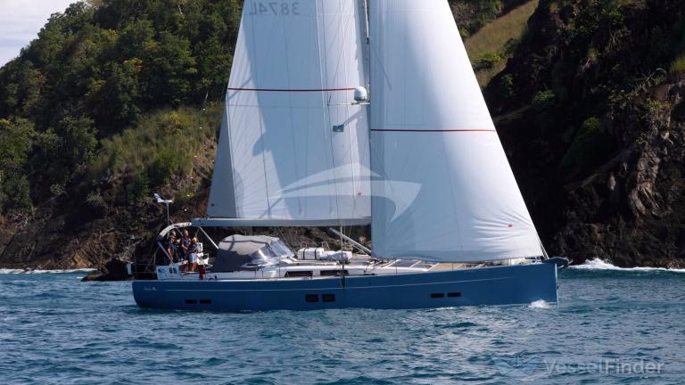 LADY AQUITAINE photo