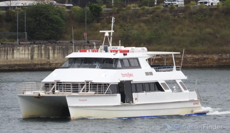 ship photo
