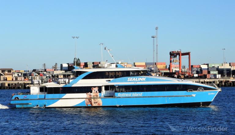 ship photo