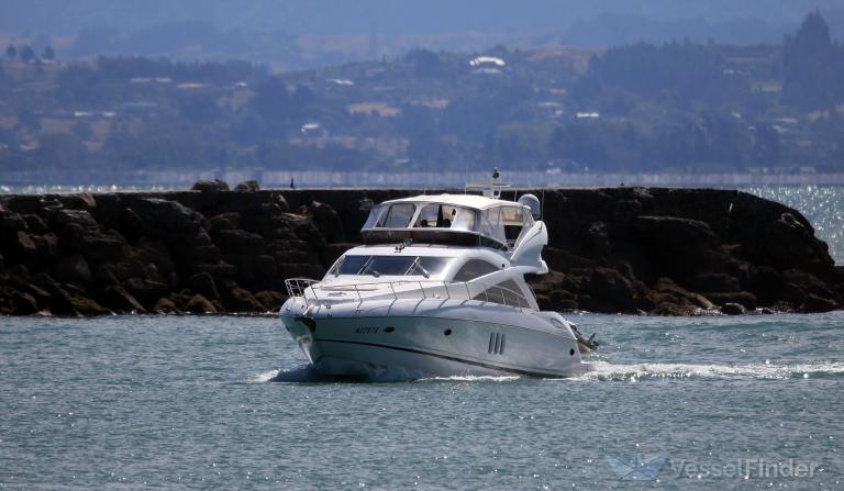 47 photo