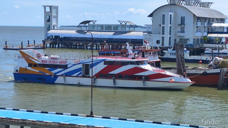 BATAM LINE 2 photo