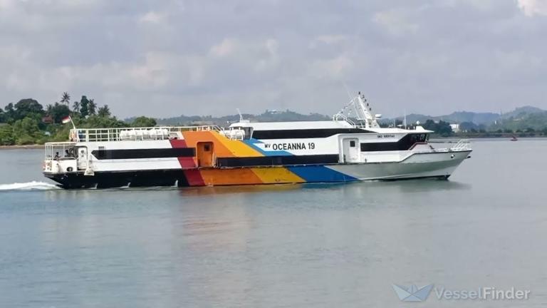 MV OCEANNA 19 photo