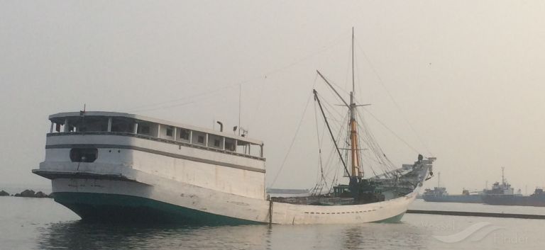 KLM SYARIF PUSAKA PD photo
