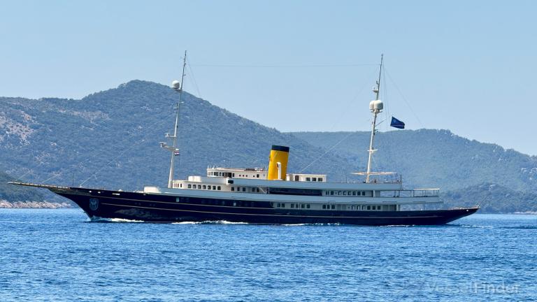ship photo