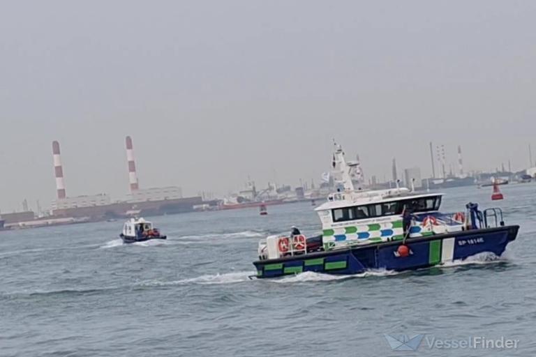 MPA 4, Pilot - Details and current position - MMSI 563070940 - VesselFinder