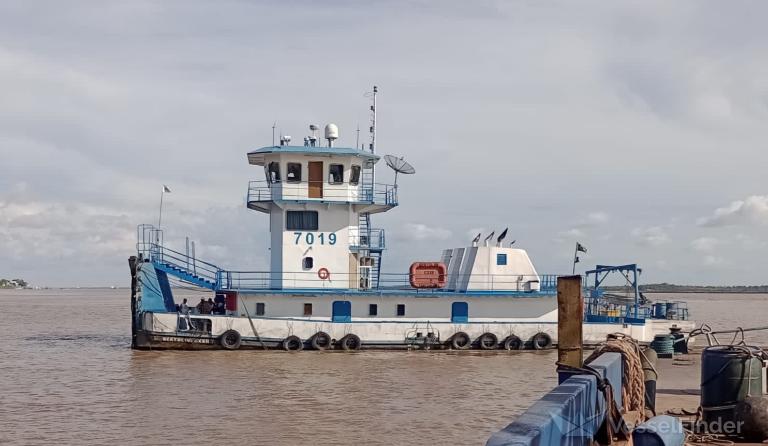 ship photo
