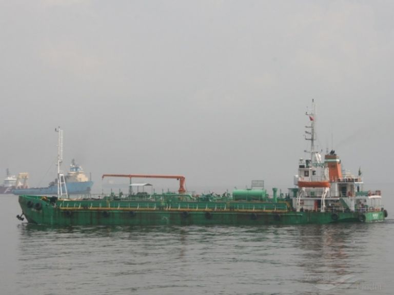 SM APOLLO, Oil Products Tanker Details and current position IMO