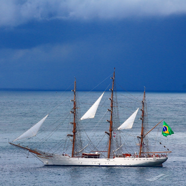 NVE CISNE BRANCO photo