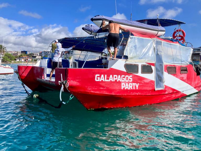GALAPAGOS PARTY photo