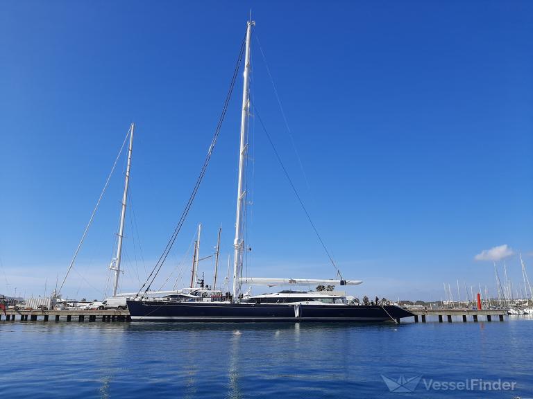 FAVOURITE CHILD photo