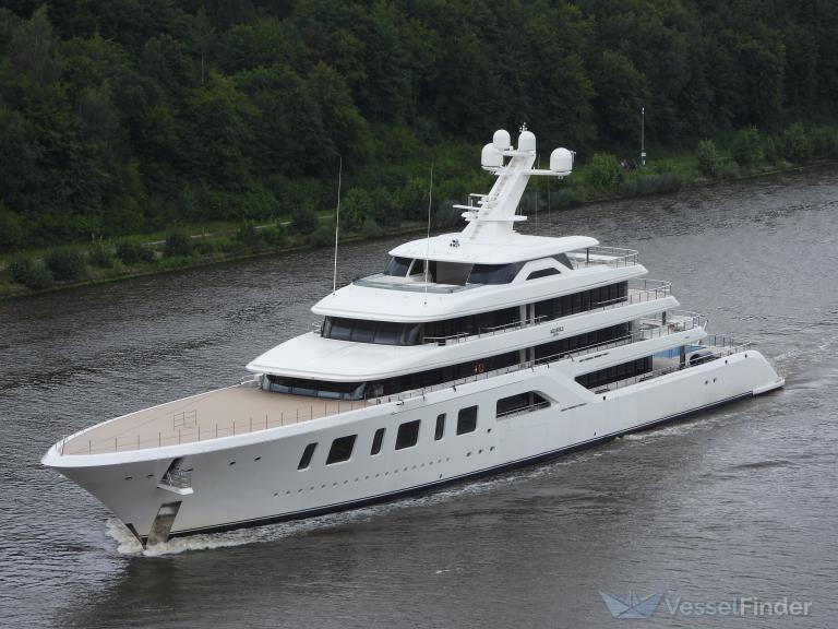 ship photo